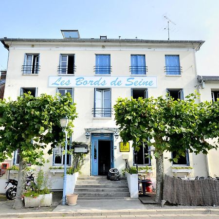Logis Hotel & Restaurant - Les Bords De Seine ラ・ロシュ・ギヨン エクステリア 写真